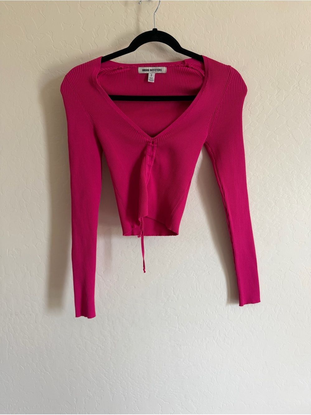 Urban Outfitters Fuchsia Ribbed V-Neck Long Sleeve Top S